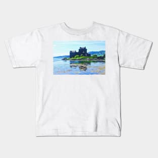 Eilean Donan Castle , the Highlands Kids T-Shirt